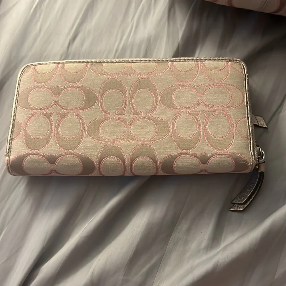 Coach Wallet - Picture 2 of 3